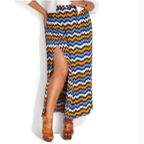 MICHAEL KORS SIZE LARGE CHEVRON MAXI SKIRT SLIT - Picture 1 of 8